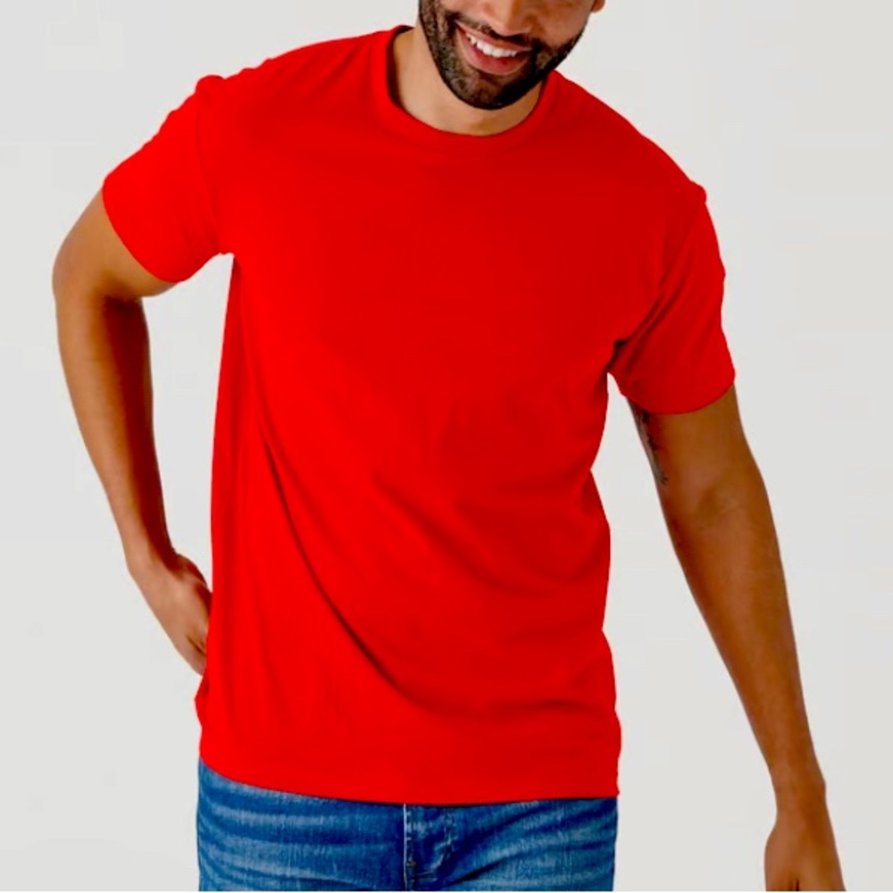 Red crew neck tshirt